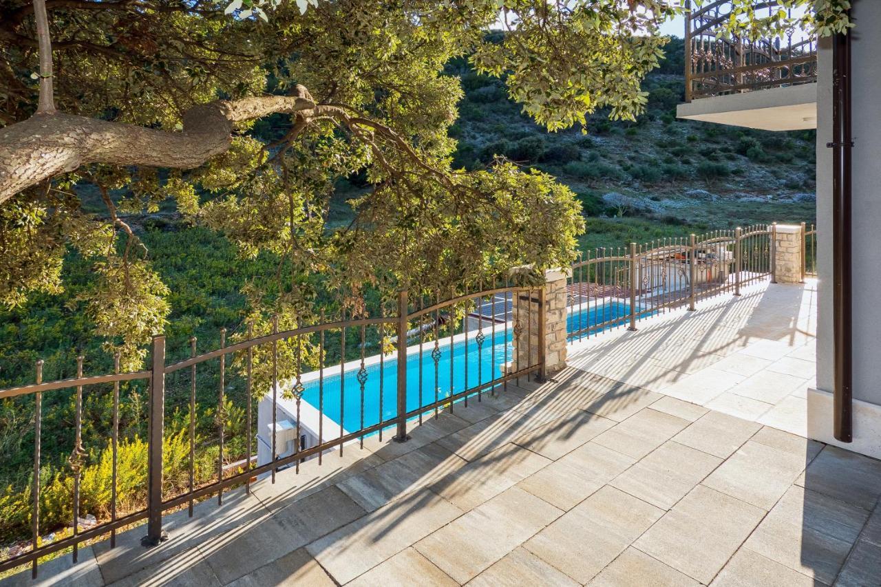 Holiday Home Beyla Pucisca Εξωτερικό φωτογραφία